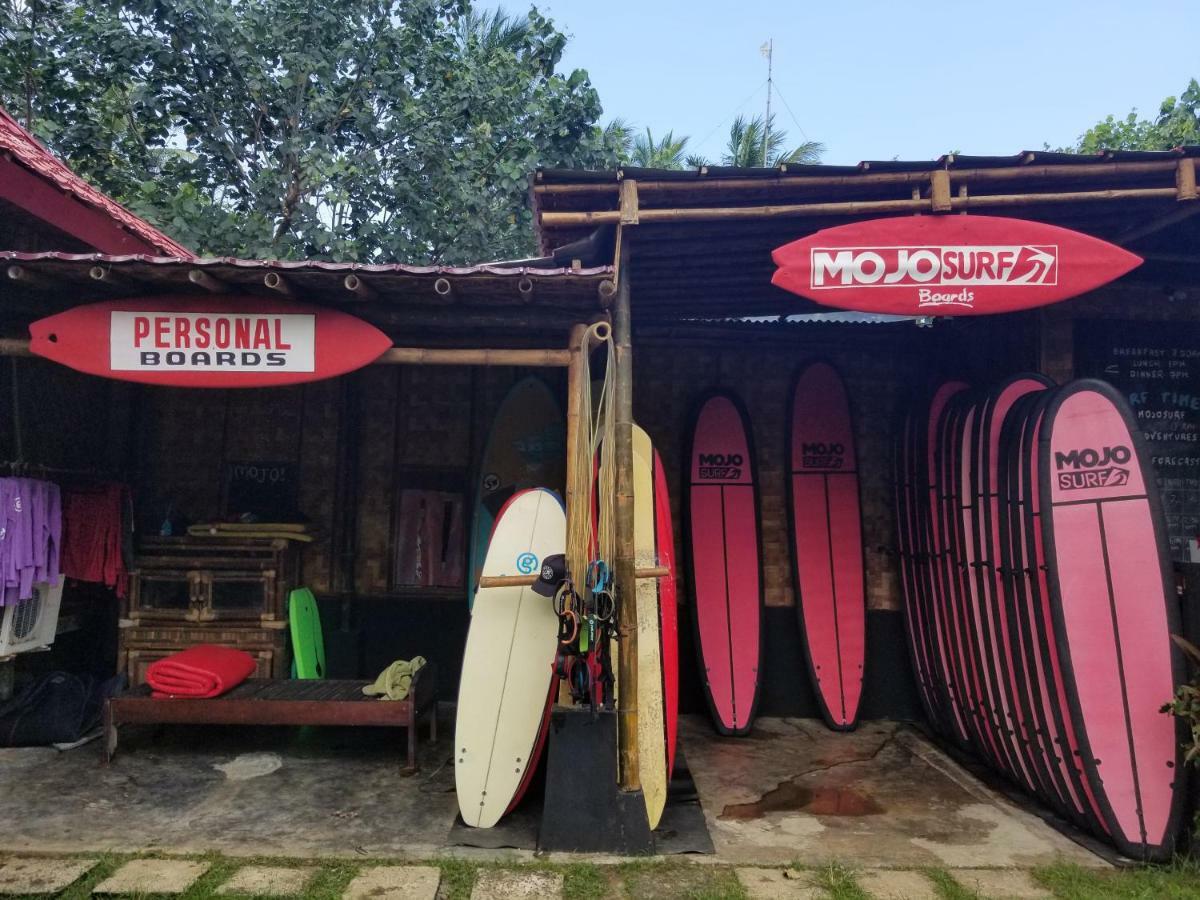 Отель Mojosurf Camp Red Island Pasanggaran Экстерьер фото